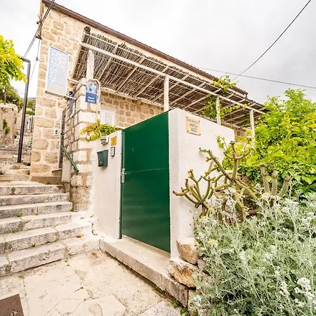 Kazo Guest house 3*