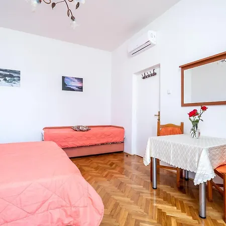 Guest house Kazo