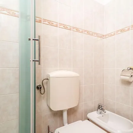 Kazo Guest house 3*